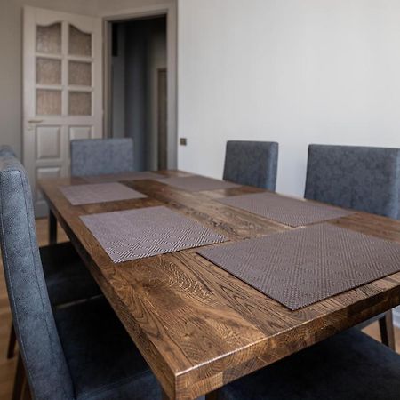 3 Room Apartments On Galytska Lviv Exterior photo