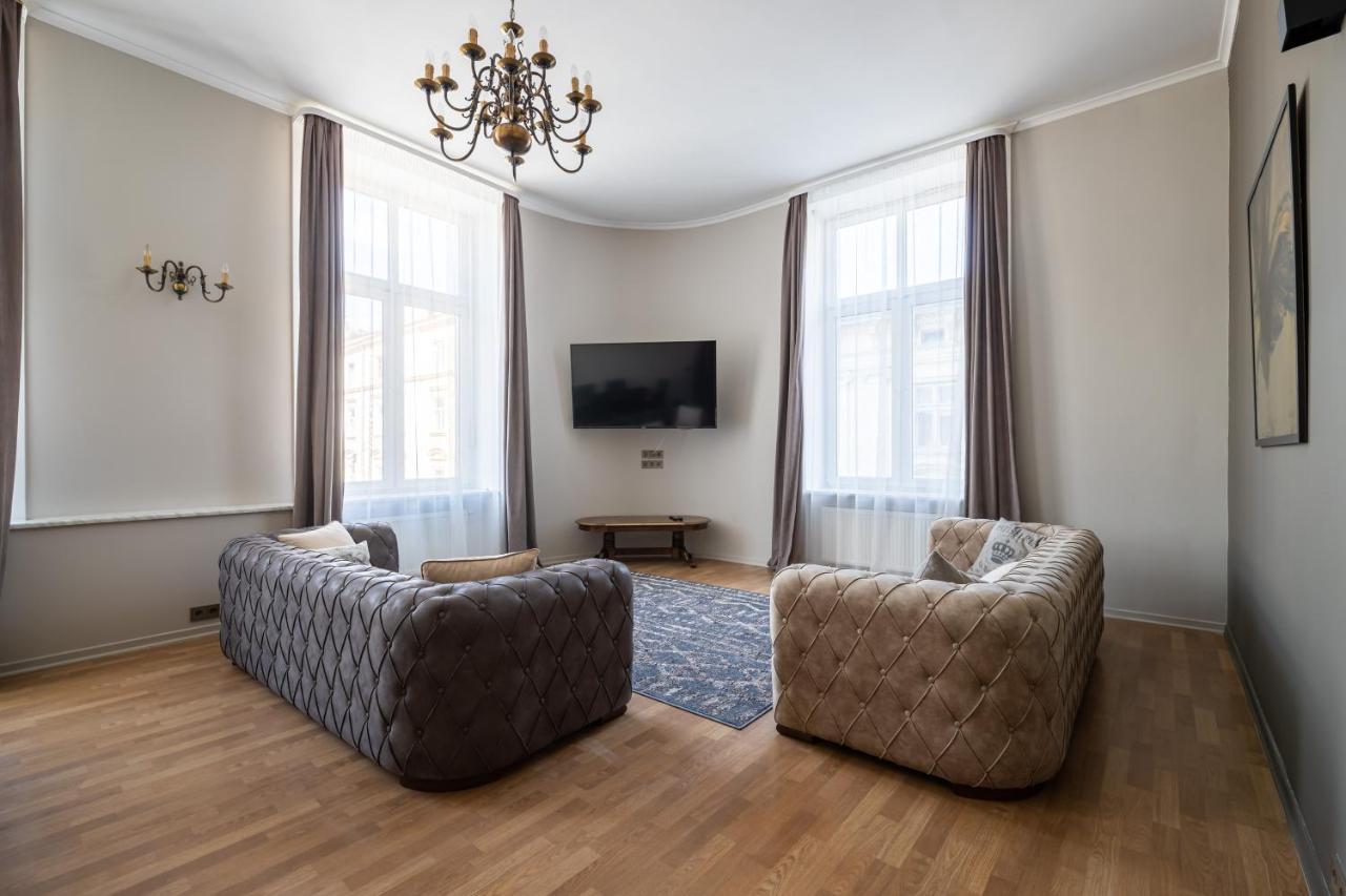 3 Room Apartments On Galytska Lviv Exterior photo